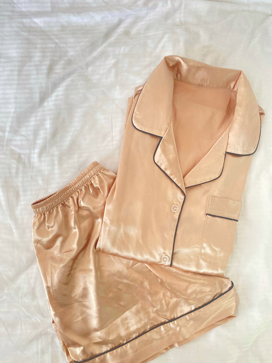 Pyjama en satin - Manches courtes